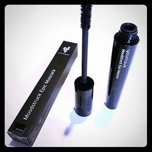Younique Epic Mascara Black New in Box!